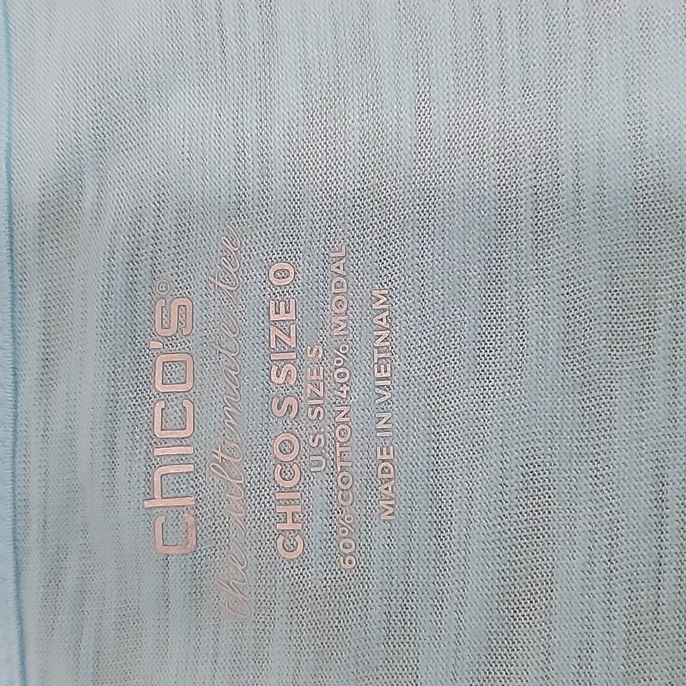 Chico's Size 0 (S) Light Blue "The Ultimate Tee" Roll Tab Half Sleeve, EUC - Picture 9 of 9
